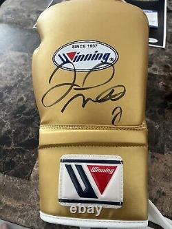 FLOYD MAYWEATHER Jr. Autographed GLOVE Beckett Witnessed