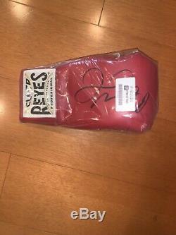 Floyd Mayweather Jr. Authentic Signed Cleto Reyes Red Boxing Glove BAS Witnessed