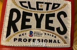 Floyd Mayweather Jr. Autographed Cleto Reyes Red Boxing Glove- Beckett Auth
