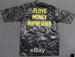 Floyd Mayweather Jr. Autographed Signed Black Boxing Robe Beckett 121804