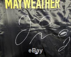 Floyd Mayweather Jr. Autographed Signed Black Boxing Robe Beckett 121804