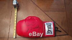 Floyd Mayweather Jr. Signed Boxing Glove Auto Everlast Left PSA/DNA with Photos