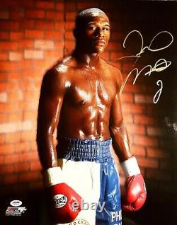 Floyd Mayweather ULTRA RARE signed 16x20 Photo, PSA/DNA authentic