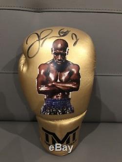 Floyd Mayweather signed boxing glove With COA