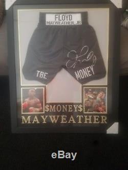 Floyd mayweather signed boxing trunks jsa