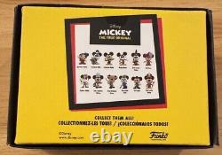 Floyd norman, signed Autographed, Mickey Vinyl Figure 90, With Mickey, JSA