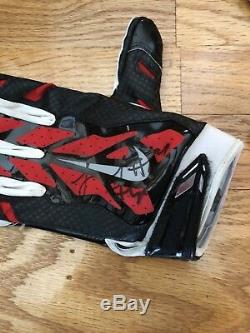 Leonard Floyd Game Worn Autographed Football Gloves Size XXL. (EXTREMELY Rare)