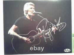 PINK FLOYD Founder ROGER WATERS Hand-Signed Autographed 8x10 Photo with COA