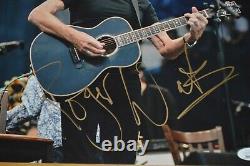 Pink Floyd Roger Waters Autographed 11x14 Color Photo with JSA LOA Nice