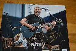 Pink Floyd Roger Waters Autographed 11x14 Color Photo with JSA LOA Nice