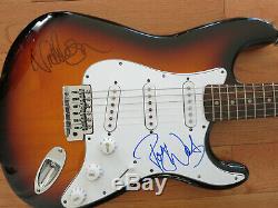Pink Floyd Signed Fender Guitar Coa + Proof! Roger Waters Nick Mason Autographed