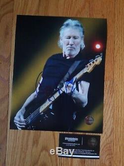 ROGER WATERS HAND SIGNED AUTOGRAPH 8x10 PHOTO Pink Floyd Great Picture