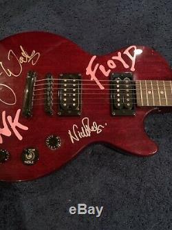 Roger Waters + Nick Mason On The Body Signed Electric Guitar Beckett Pink Floyd