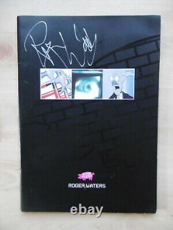 Roger Waters Pink Floyd Autogramm signed Tourbuch In The Flesh