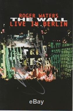 Roger Waters Pink Floyd Autogramm signed auf DVD-Cover The Wall Live Berlin