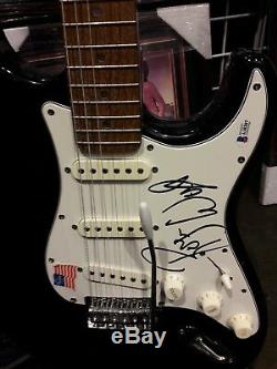 Roger Waters Pink Floyd Body Signed Black Fender STRAT Guitar Beckett Certified