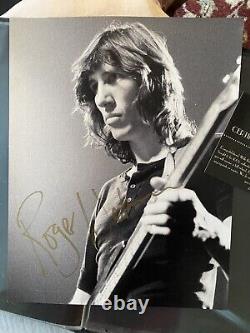 Roger Waters Signed 11x14 COA Great Shot! Pink Floyd Headmaster