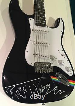 Roger Waters Signed Pink Floyd Autographed Guitar Fender Stratocaster (Gilmore)