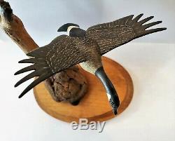 Vintage Original Signed Floyd A Broadbent Carved Miniature Canadian Goose Decoy