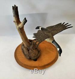 Vintage Original Signed Floyd A Broadbent Carved Miniature Canadian Goose Decoy