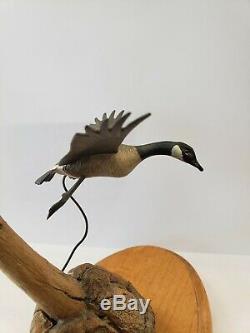 Vintage Original Signed Floyd A Broadbent Carved Miniature Canadian Goose Decoy